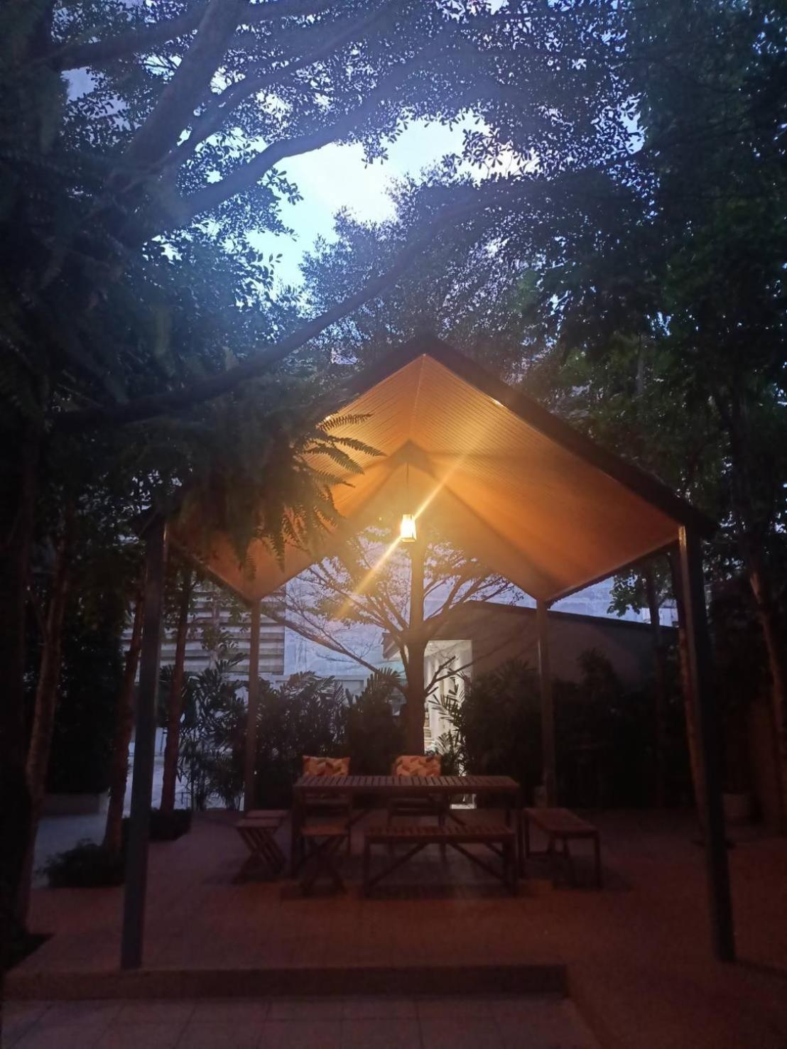 35 Bow Hotel Bangkok Buitenkant foto